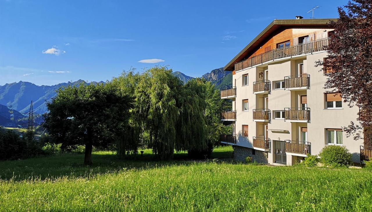 Feel Like Home - Vista Montagna, Vicino Lago Di Como Maggio エクステリア 写真
